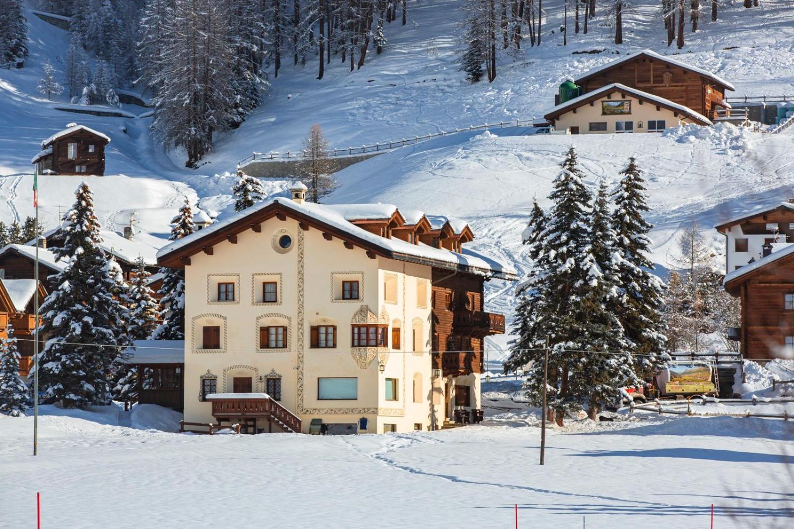 White Pine Lodge Livigno Exterior photo